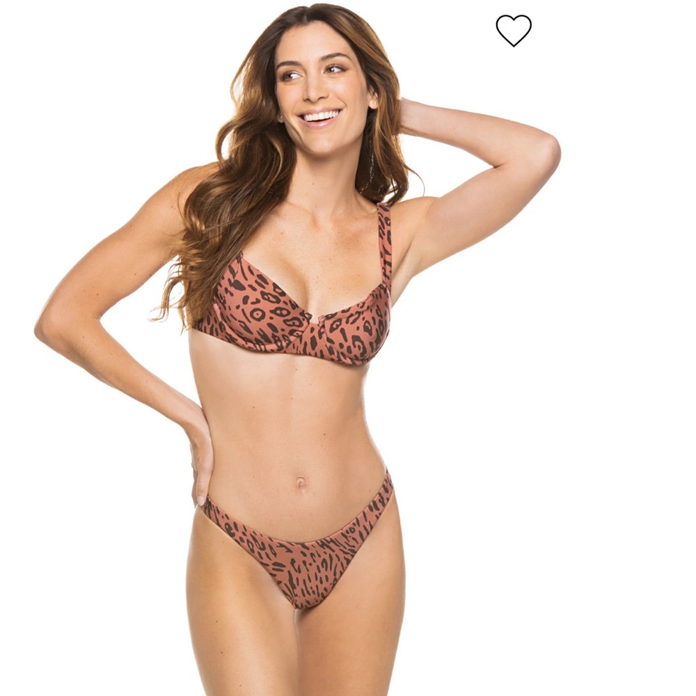 Vitamin A Swim Bikini NWT Size 12/DCup Top size Medium Bottom Leopard Print